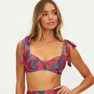 NWT Beach Riot Blair bikini top